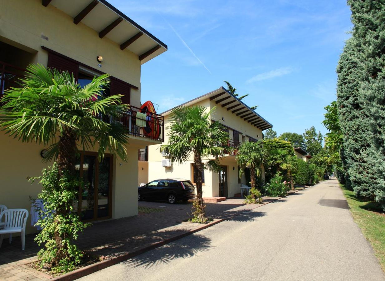 Apartments In Peschiera Del Garda 22097 Bagian luar foto